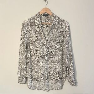Velvet Heart Animal Print Button Down Shirt Size Medium